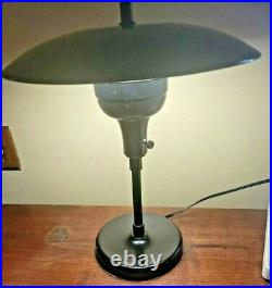Black MCM Vintage Space Age UFO Fying Saucer Atomic Metal Lamp Mid Century