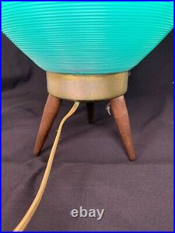 Mid Century Modern Two Tone Plastic Atomic Beehive Lamp Tiki Tripod Retro eames