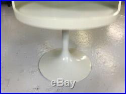 Mid Century OPAL Tulip Side Table White Atomic Vintage Retro Glass Round 60s