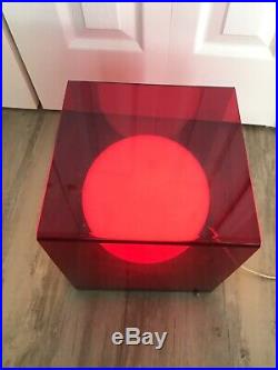 VINTAGE 70s MID CENTURY MODERN MCM ATOMIC RETRO RED LUCITE GLOBE TABLE WALL LAMP