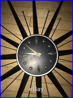 Vintage Mid Century Atomic MCM Wall Clock Starburst Sunburst 31 1/2