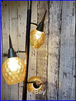 Vintage Mid Century Modern Atomic Tension Pole Floor Lamp Amber Globes