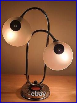 Vintage Working MCM Mid Century Modern Chrome & Bakelite Atomic Table Lamp USA