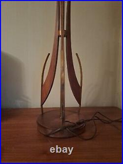 Vtg Mid Century Modern Atomic Brass & Walnut Wood Table Lamp 27 x 9